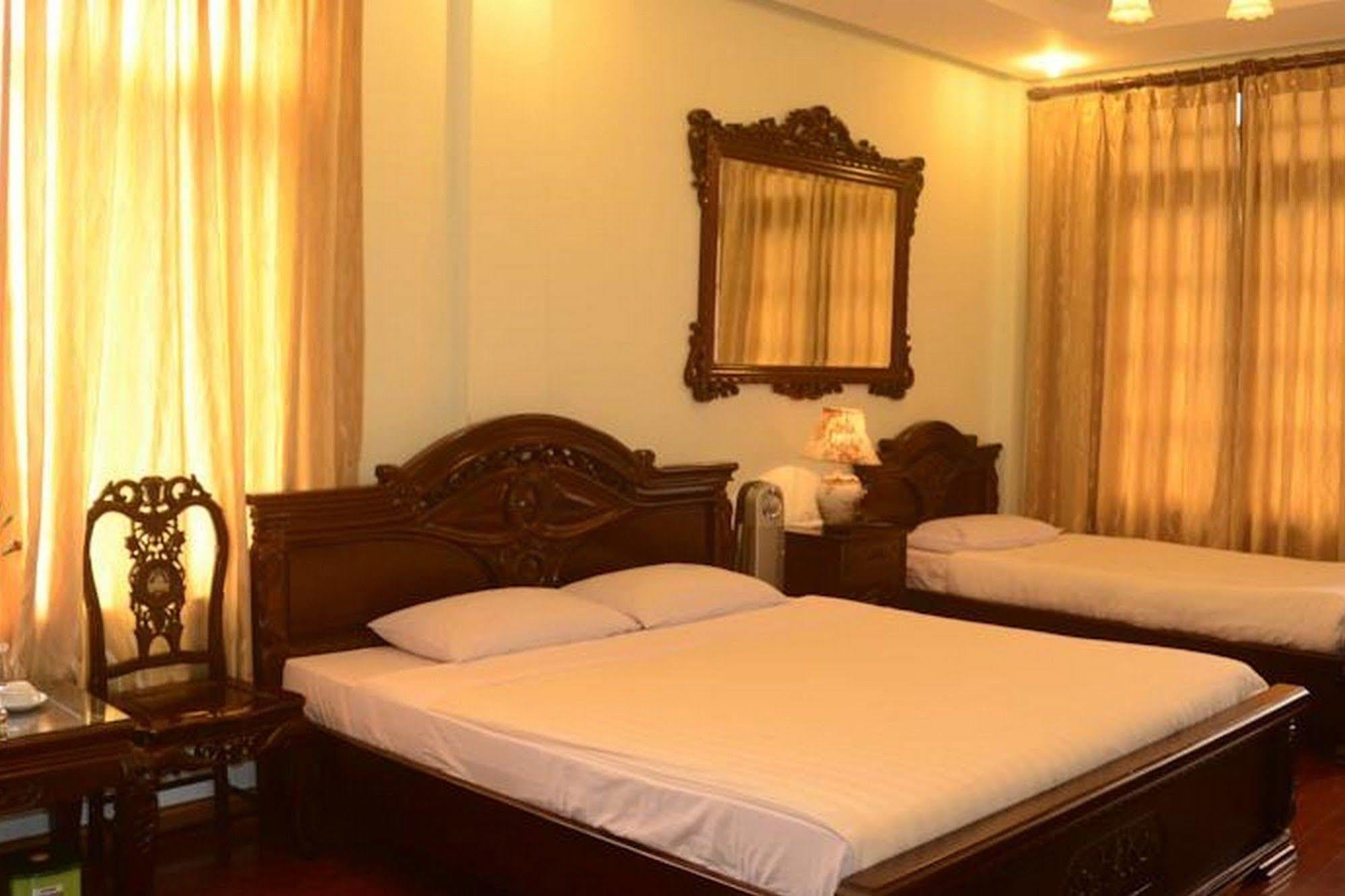 Thai Binh II Hotel Hue Exteriör bild