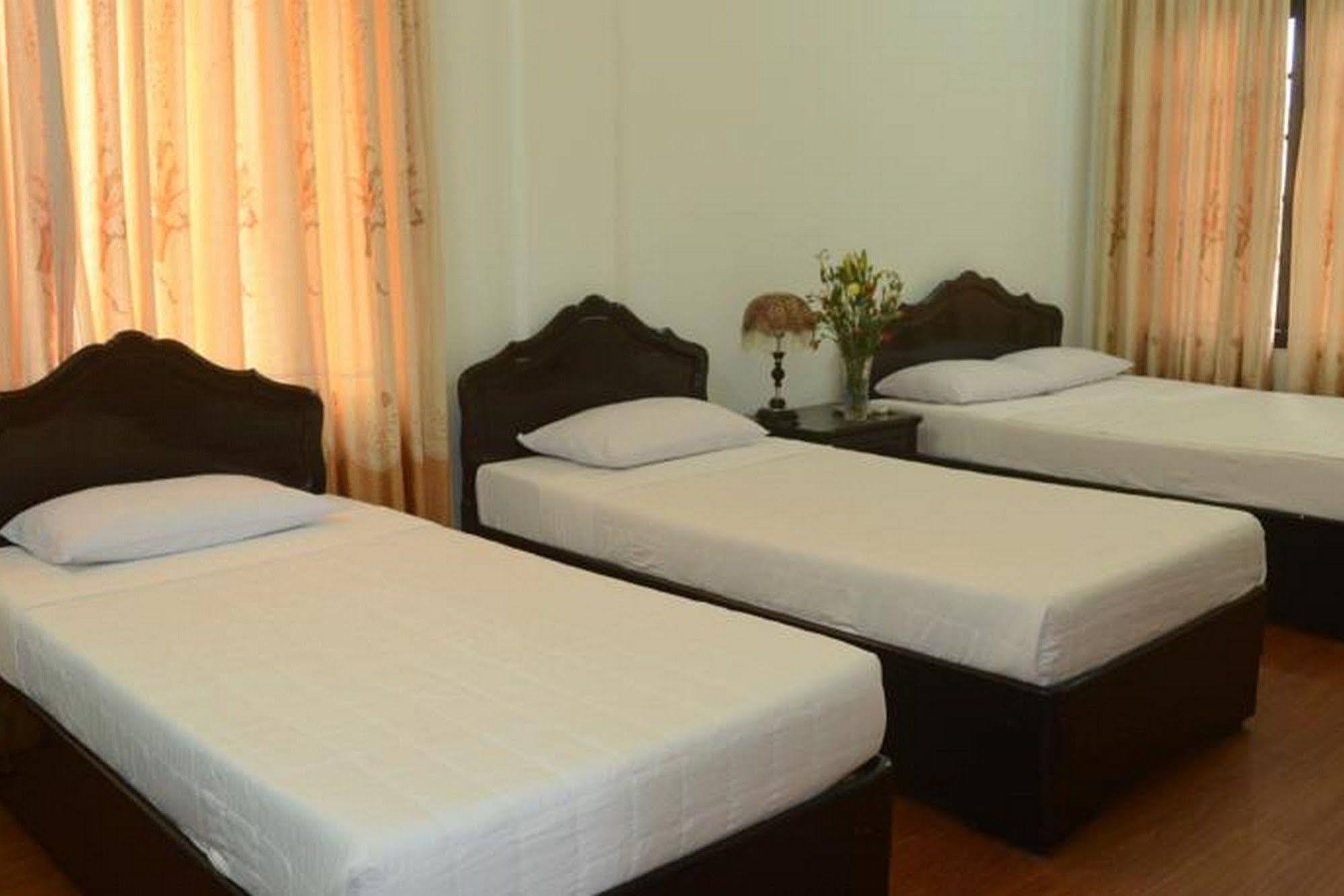 Thai Binh II Hotel Hue Exteriör bild